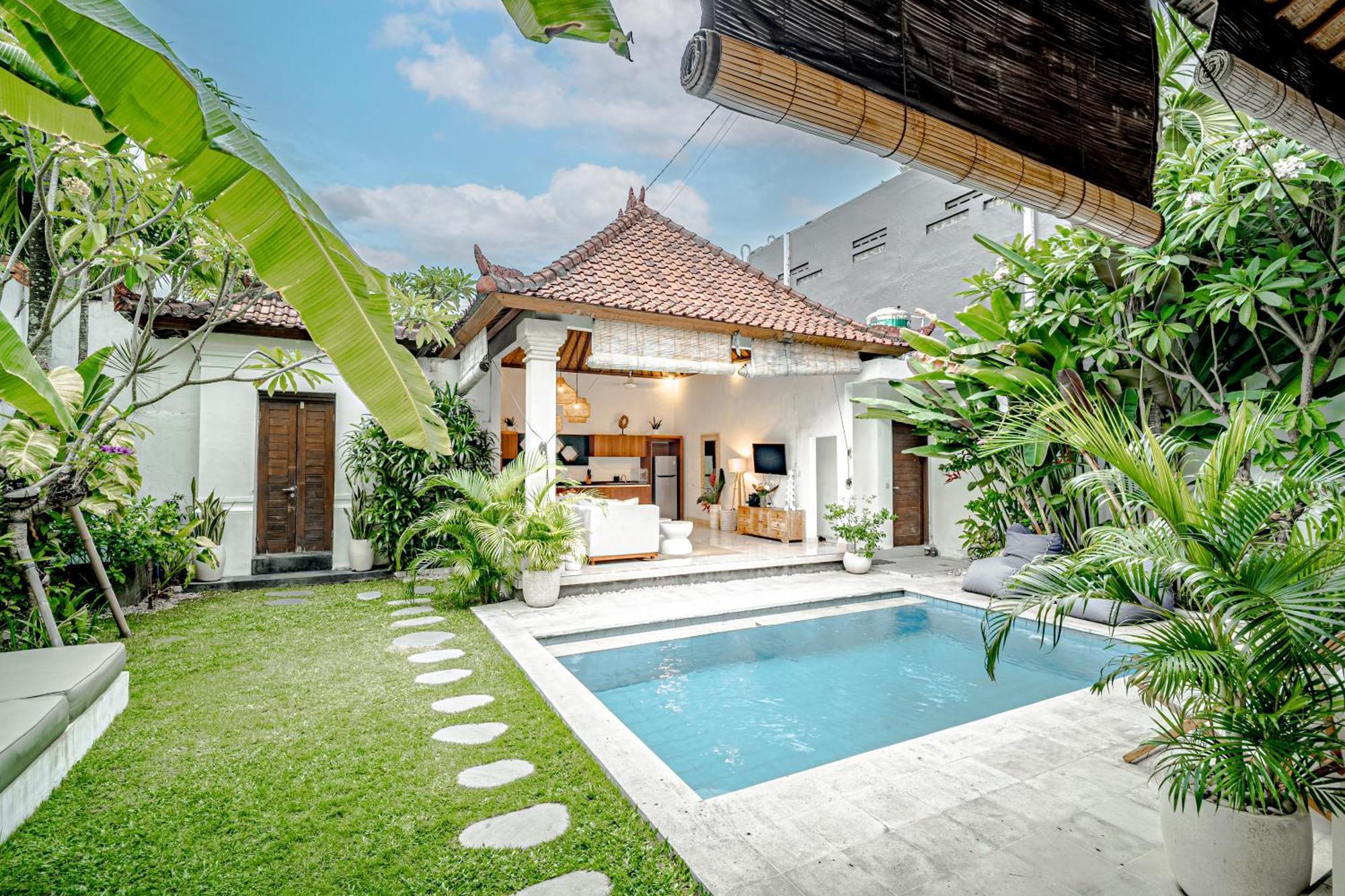 Villa Deba 3 By Bali Villa Solutions Семиняк Екстериор снимка